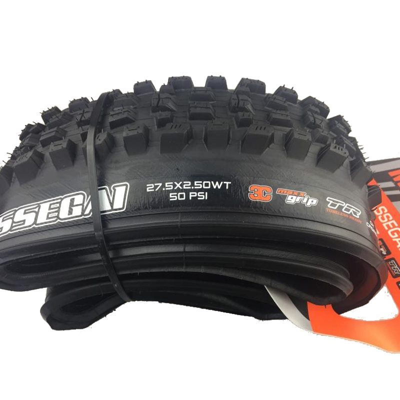 MAXXIS ASSEGAI Mountain Downhi - Badminton Victory ulasan dan harga