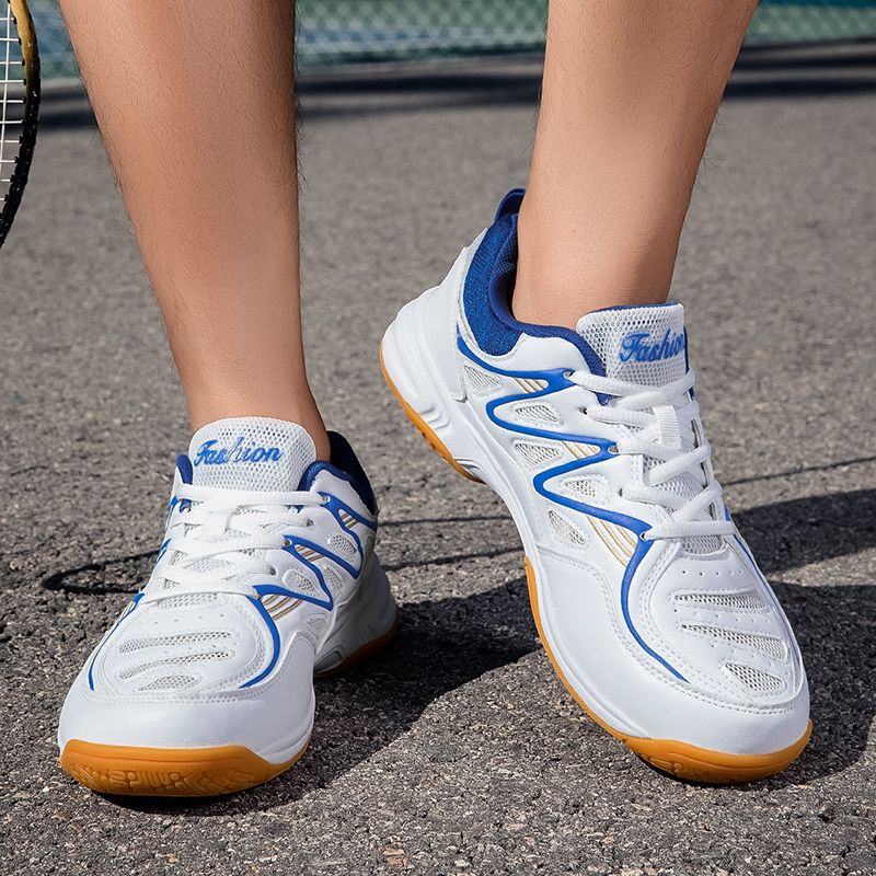 New Sports Shoes for Men and W - Badminton Hall ulasan dan harga